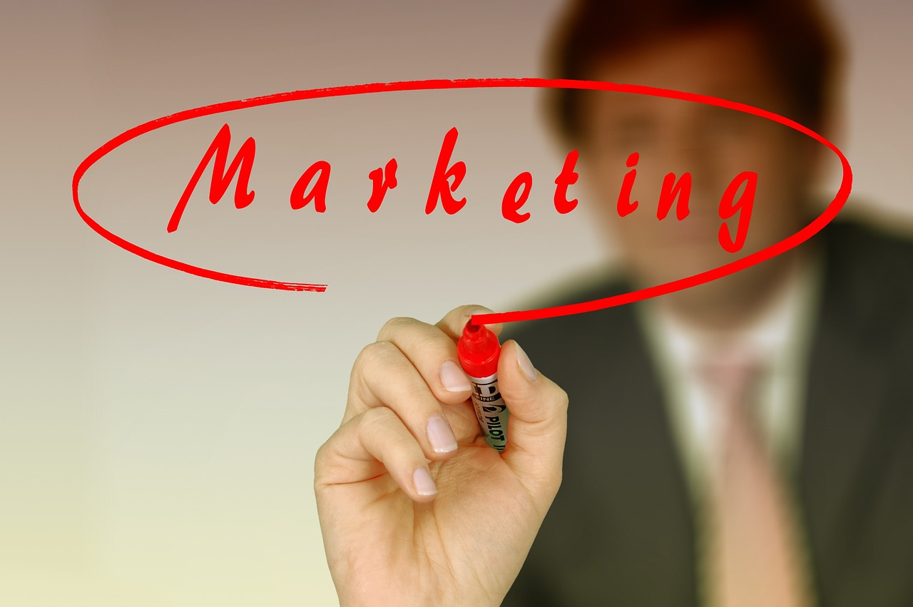 INFLUENCER MARKETING